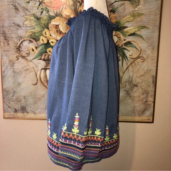 Sz S/M Anthropologie Charlie Paige Blue Chambray Embroidered Smocked L/S Shirt - Picture 3 of 12